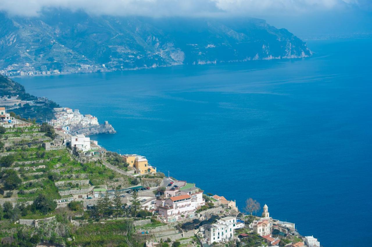 Апарт готель Amalfi Hills Екстер'єр фото