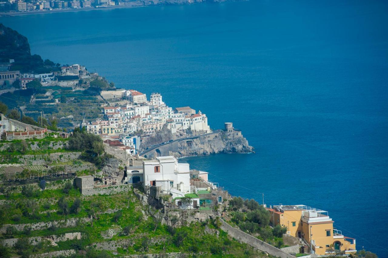 Апарт готель Amalfi Hills Екстер'єр фото