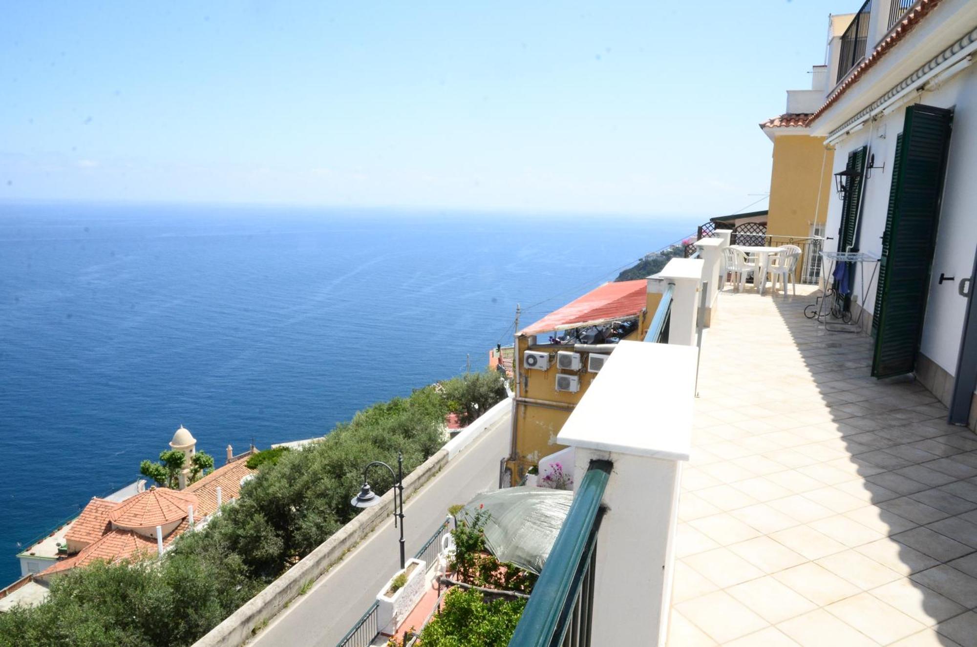 Апарт готель Amalfi Hills Номер фото