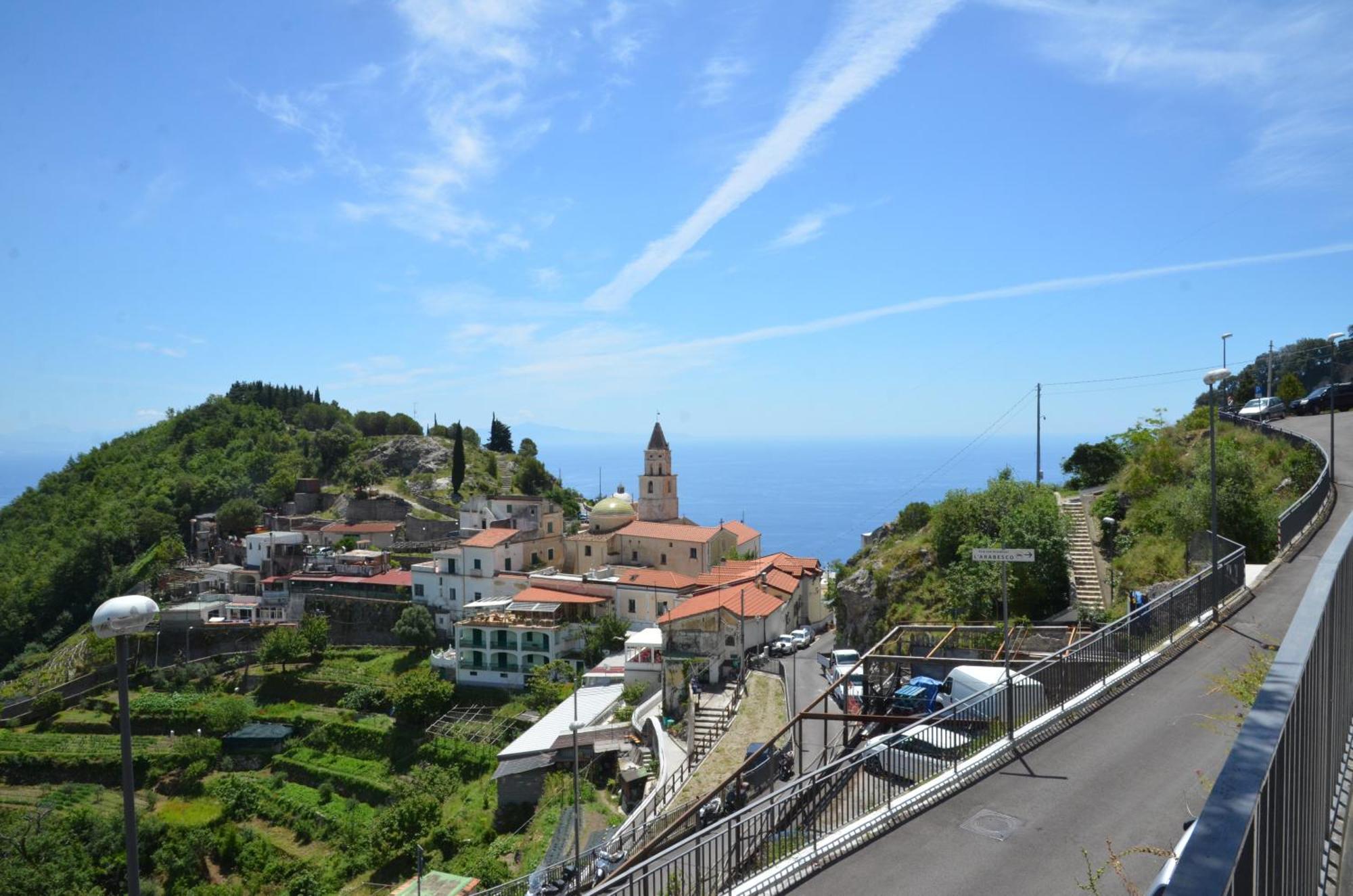 Апарт готель Amalfi Hills Номер фото